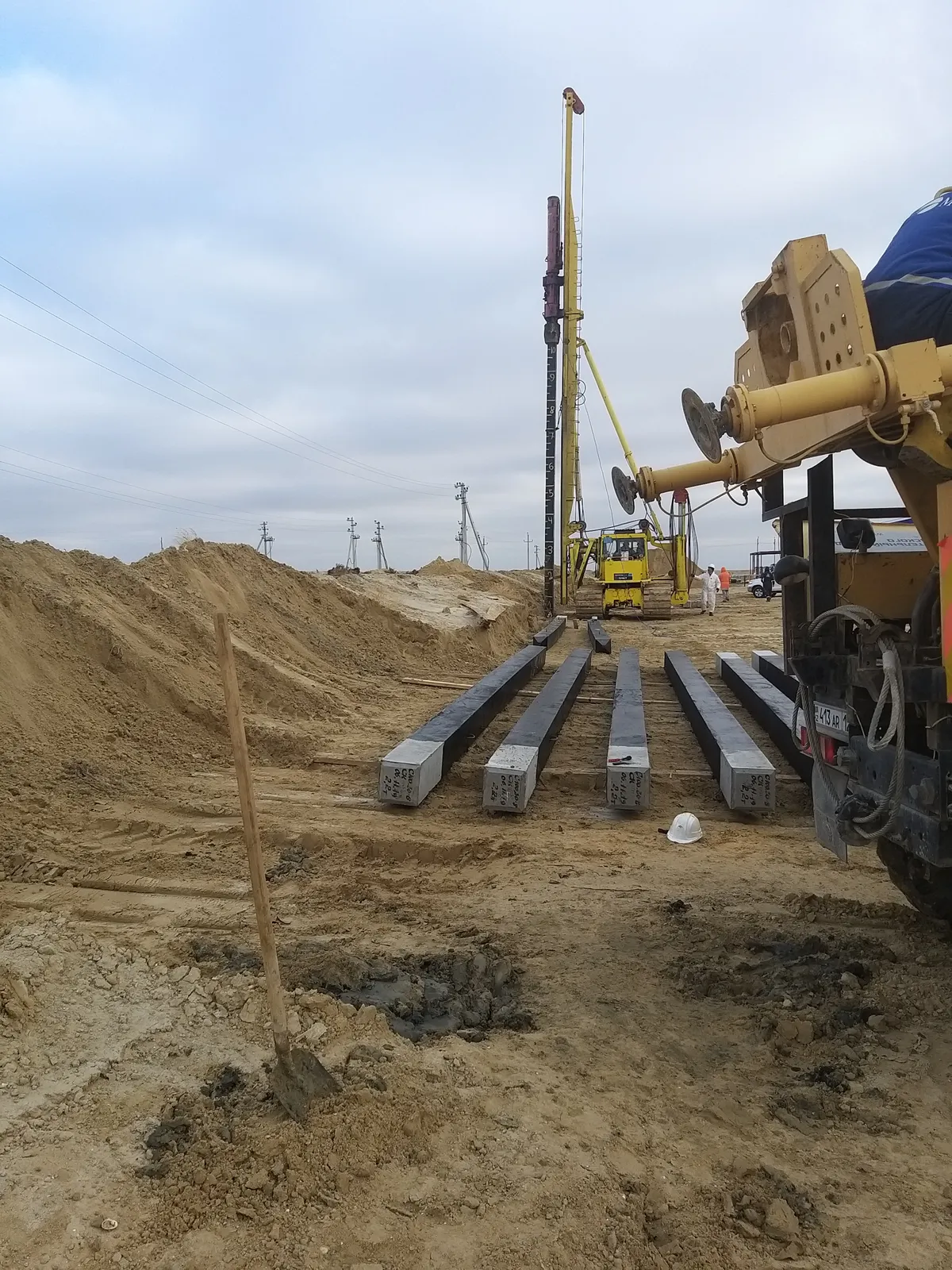 Изображение геодезических или геологических работ на объекте